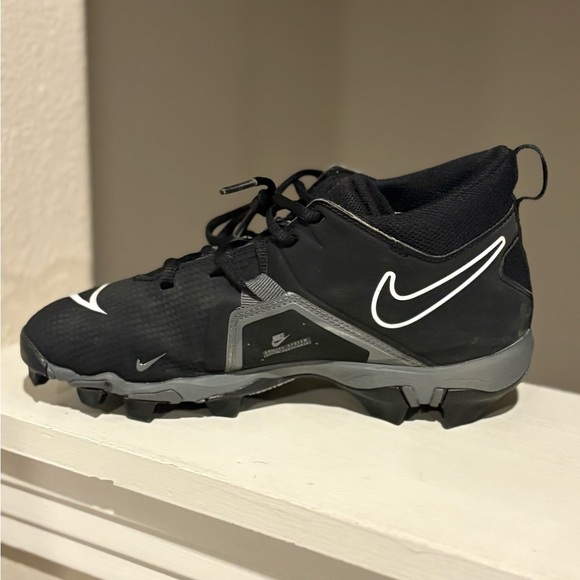 Nike CV0581-010 Alpha Menace 3 Black Football Cleat Shoes Youth Boy's 4.5Y - Picture 5 of 10